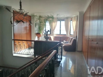 Moradia T9 para Venda em Mirandela