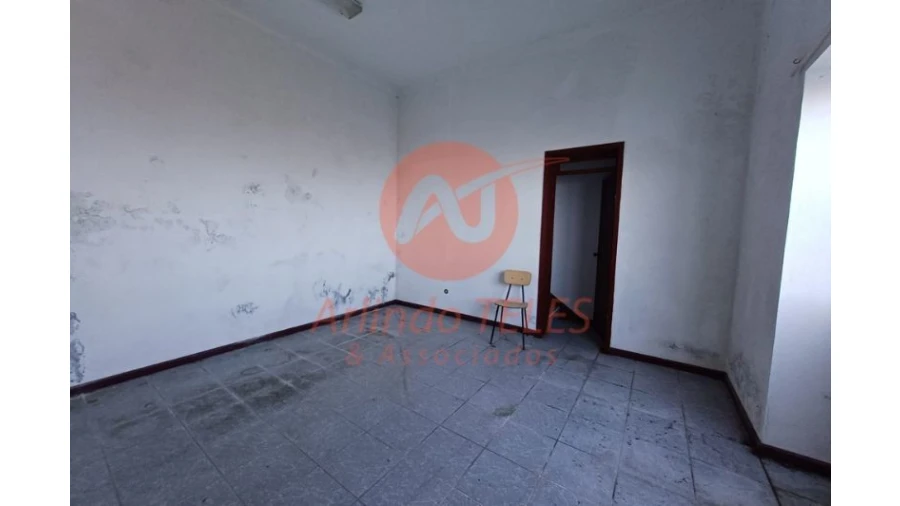 Moradia T5 para Venda em Norte Grande (Neves) Foto 18