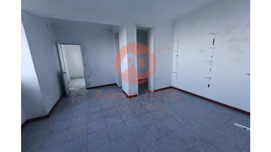 Moradia T5 para Venda em Norte Grande (Neves) Foto 23