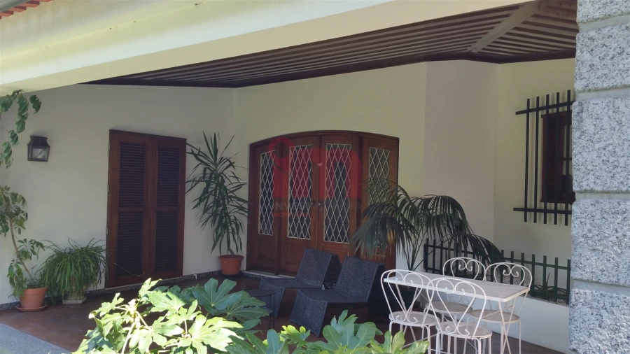 Moradia T5 para Venda em Caldas de Vizela (São Miguel e São João) Foto 31