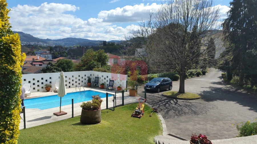 Moradia T5 para Venda em Caldas de Vizela (São Miguel e São João) Foto 3