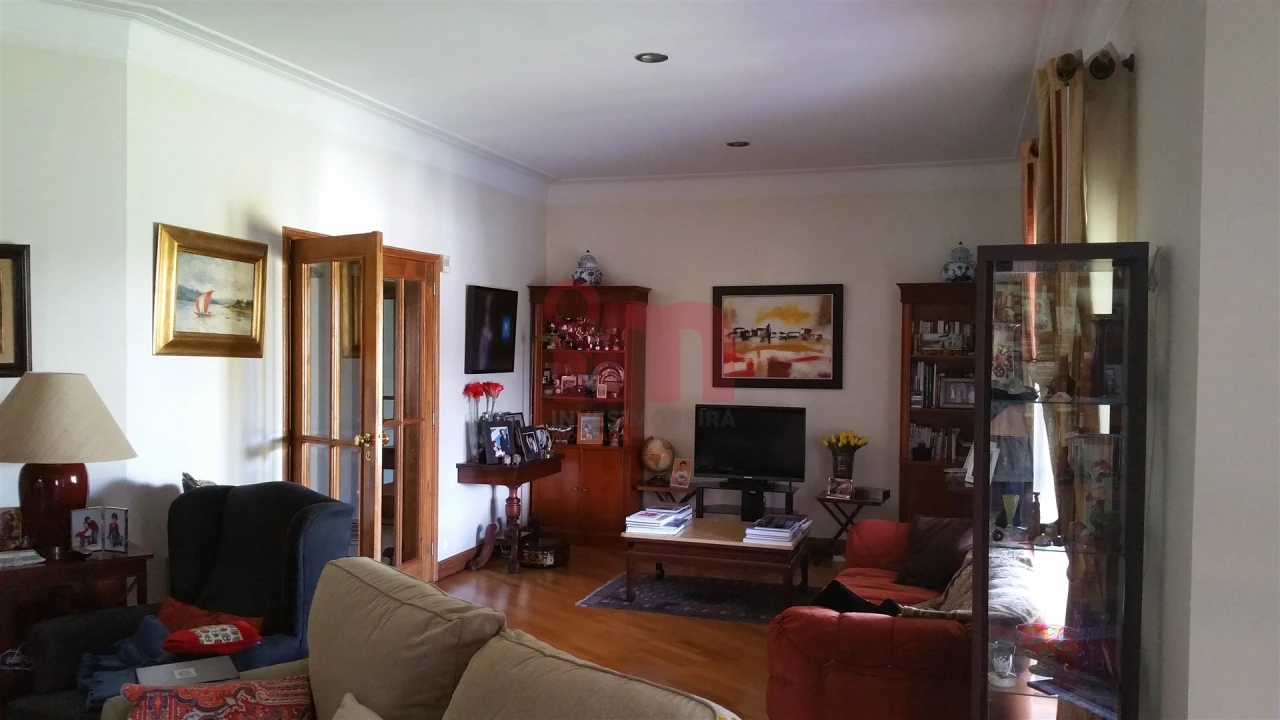 Moradia T5 para Venda em Caldas de Vizela (São Miguel e São João) Foto 13