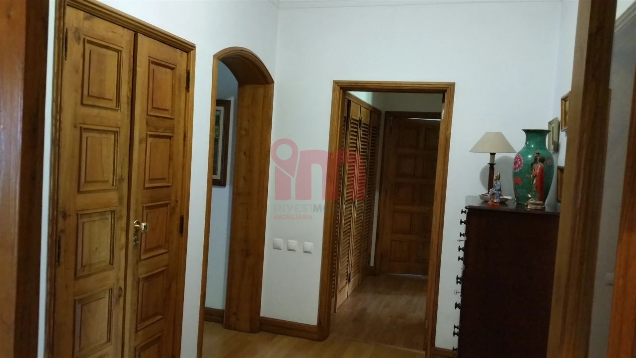 Moradia T5 para Venda em Caldas de Vizela (São Miguel e São João) Foto 19