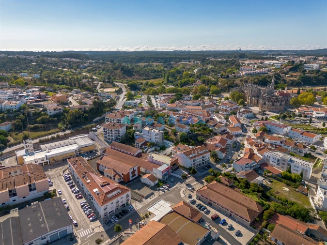 Armazém para Venda em Batalha Foto 46