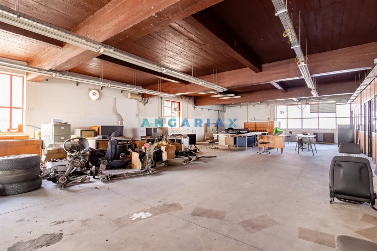 Armazém para Venda em Batalha Foto 33