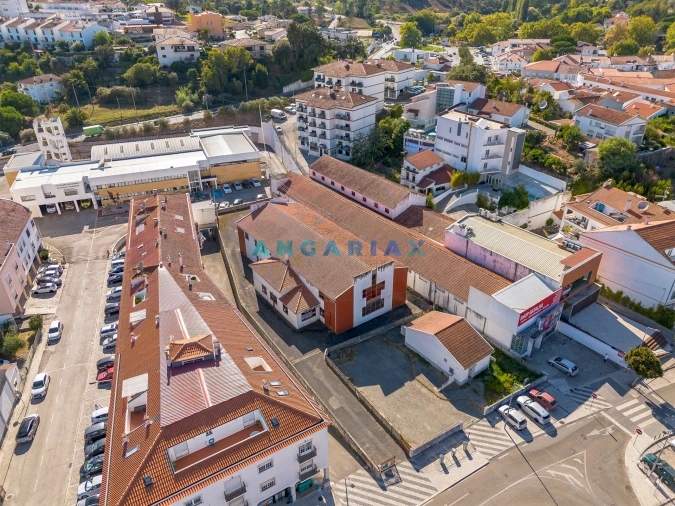 Armazém para Venda em Batalha Foto 44