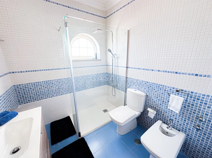 Quinta T4 para Venda em Alcochete Foto 24