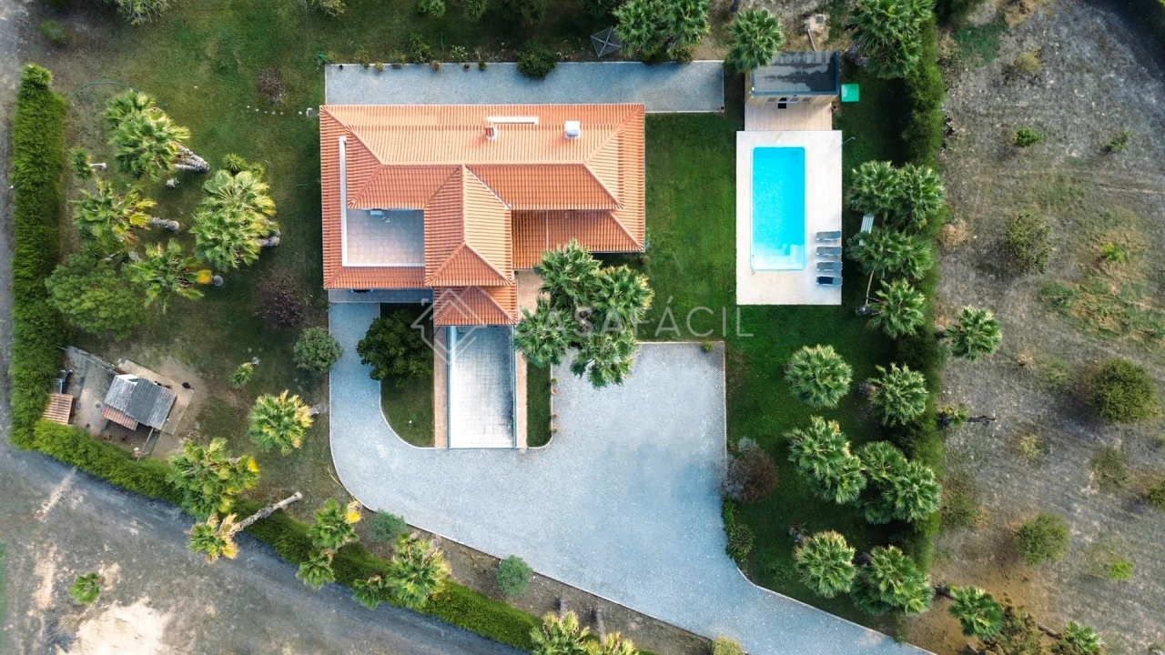 Quinta T4 para Venda em Alcochete Foto 5