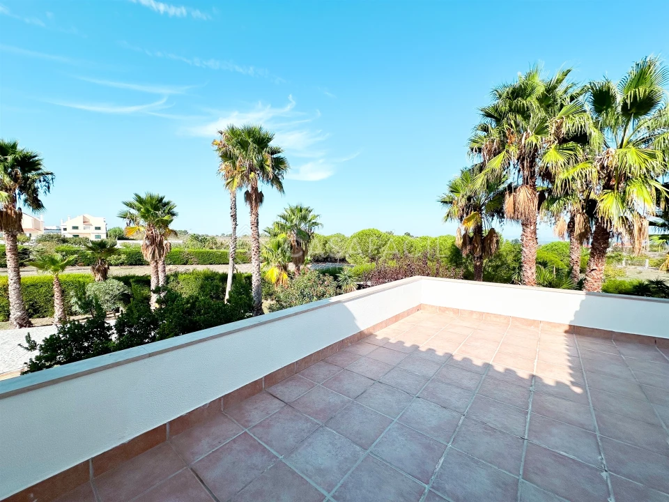 Quinta T4 para Venda em Alcochete Foto 26