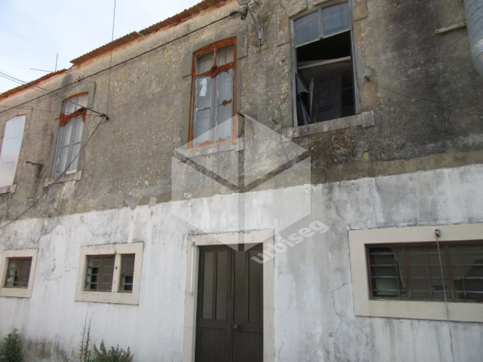 Moradia T14 para Venda em São Pedro Foto 3