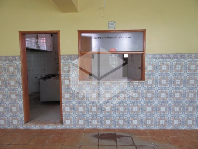 Moradia T14 para Venda em São Pedro Foto 7