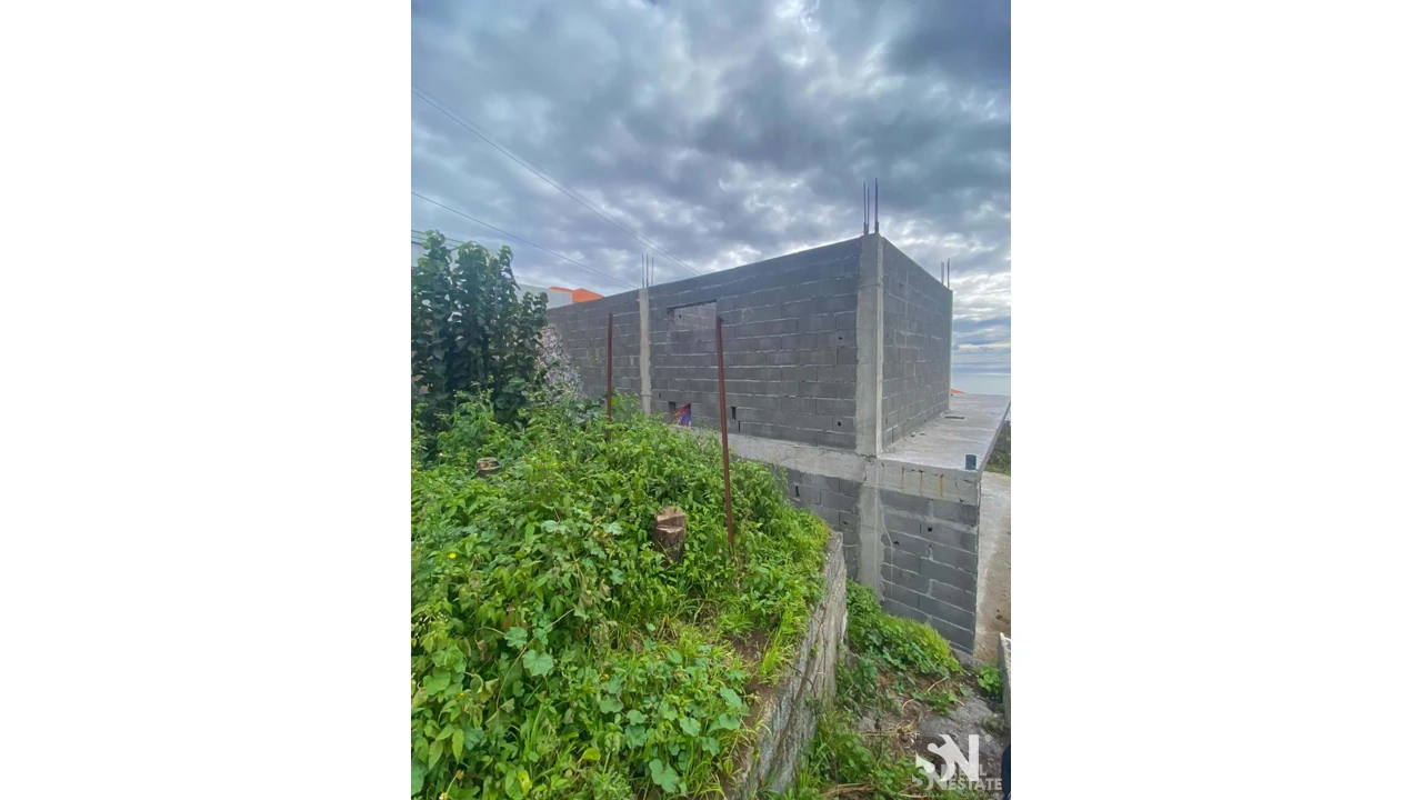 Moradia T3 para Venda em Estreito da Calheta Foto 18