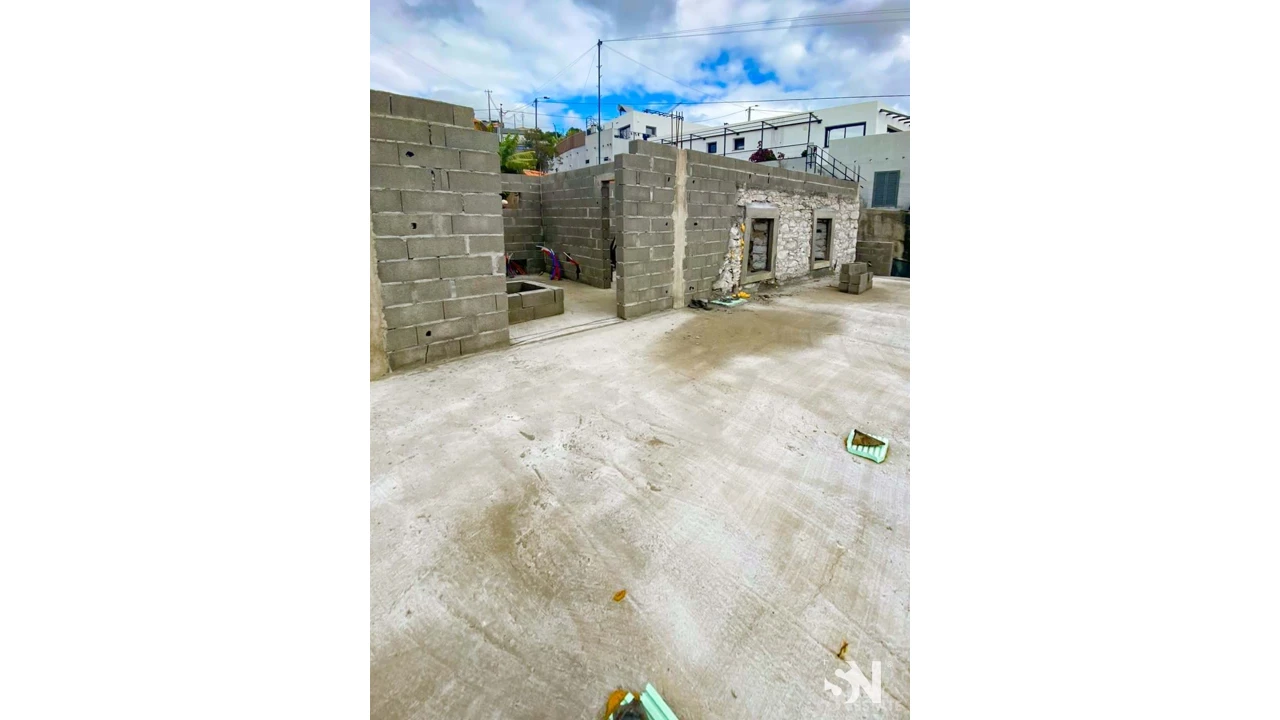 Moradia T3 para Venda em Estreito da Calheta Foto 8