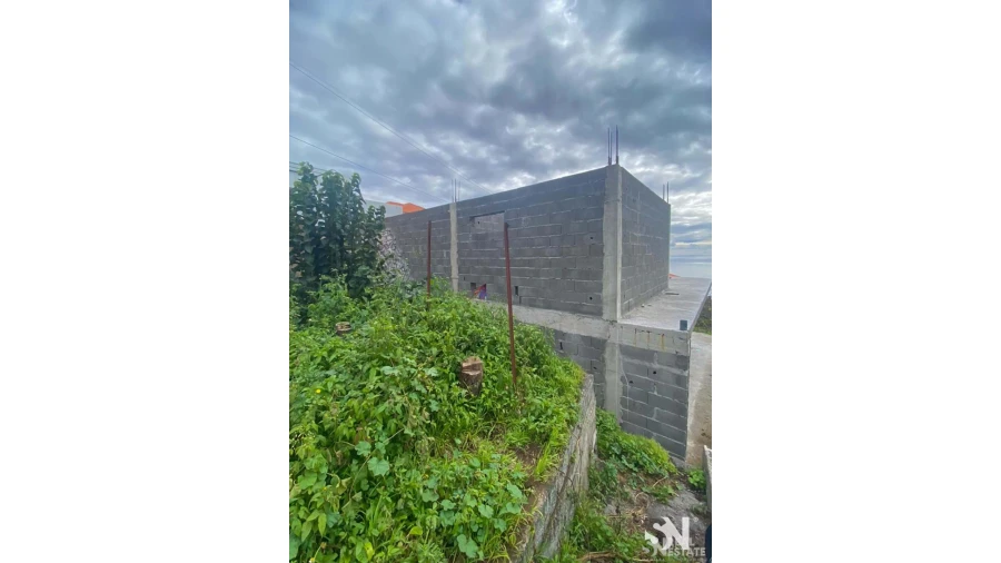 Moradia T3 para Venda em Estreito da Calheta Foto 18