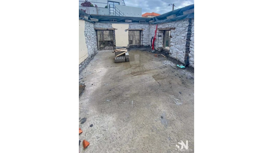 Moradia T3 para Venda em Estreito da Calheta Foto 13