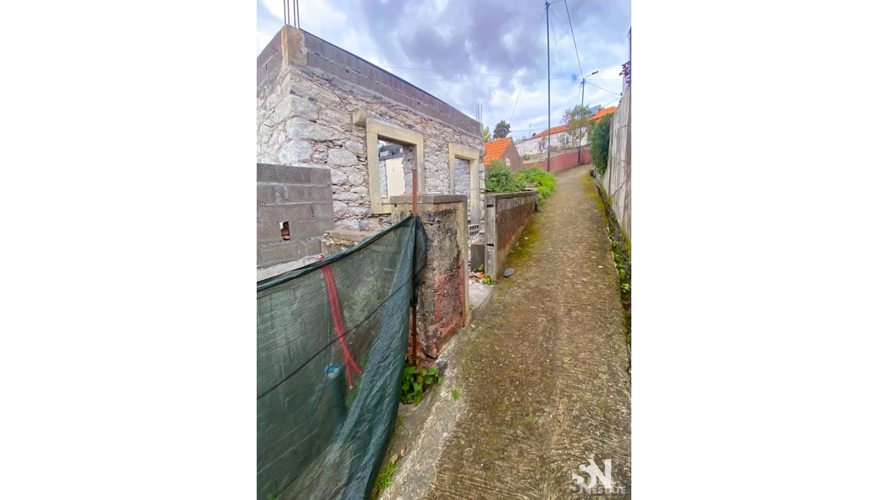 Moradia T3 para Venda em Estreito da Calheta Foto 4