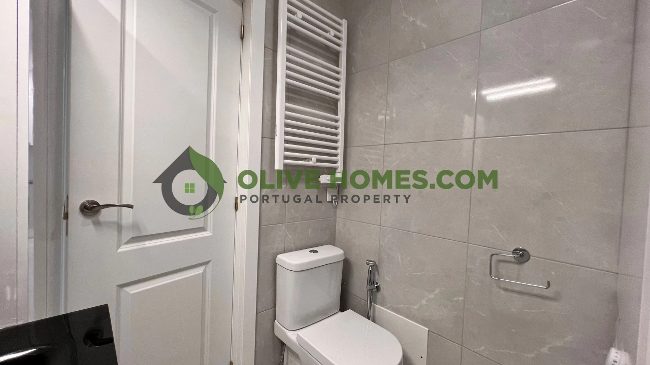 Apartamento T1 para Venda em Quarteira Foto 10