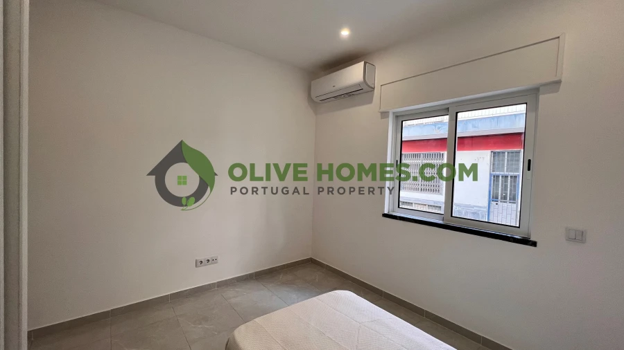 Apartamento T1 para Venda em Quarteira Foto 15