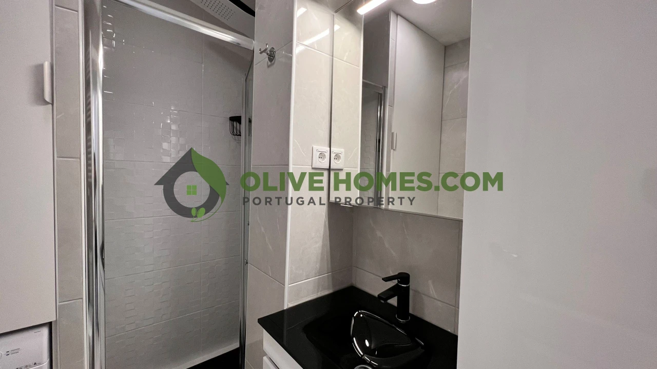 Apartamento T1 para Venda em Quarteira Foto 8