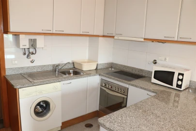 Apartamento T1 para Venda em Aver-O-Mar, Amorim e Terroso