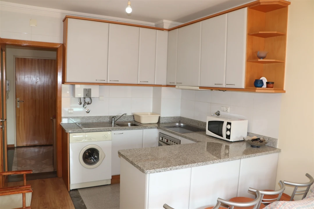 Apartamento T1 para Venda em Aver-O-Mar, Amorim e Terroso Foto 15