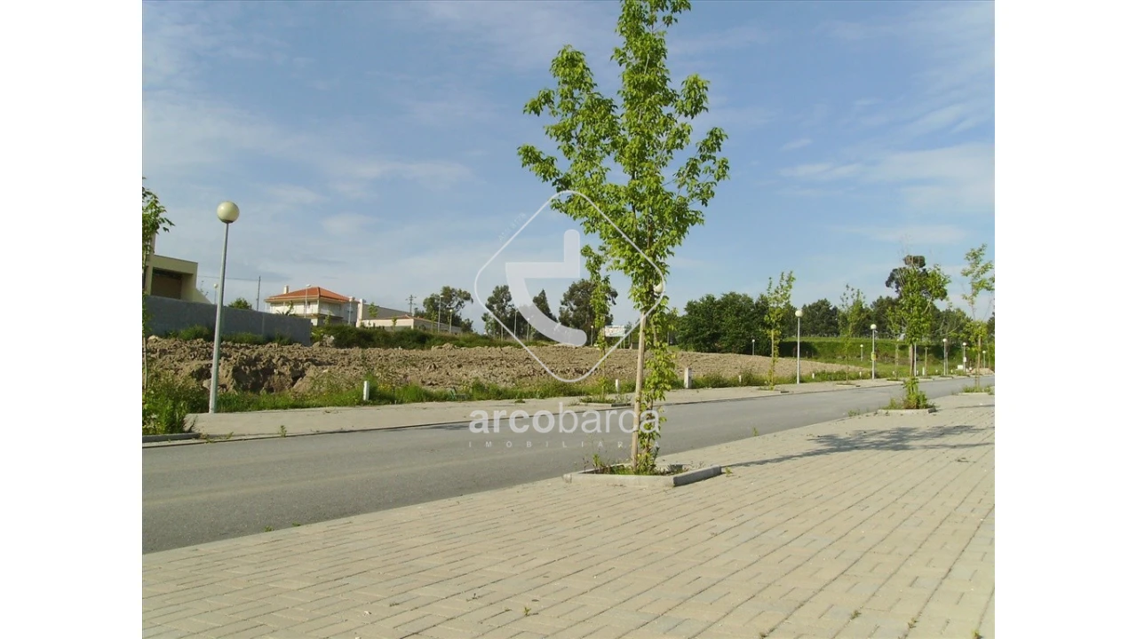 Terreno para Venda em Paço Foto 5