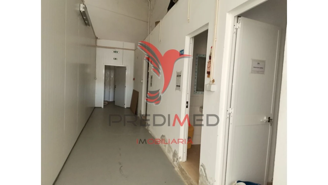 Armazém para Venda em Beja (Salvador e Santa Maria da Feira) Foto 16