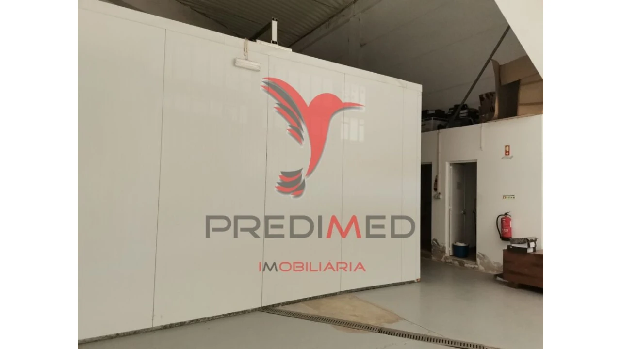 Armazém para Venda em Beja (Salvador e Santa Maria da Feira) Foto 14