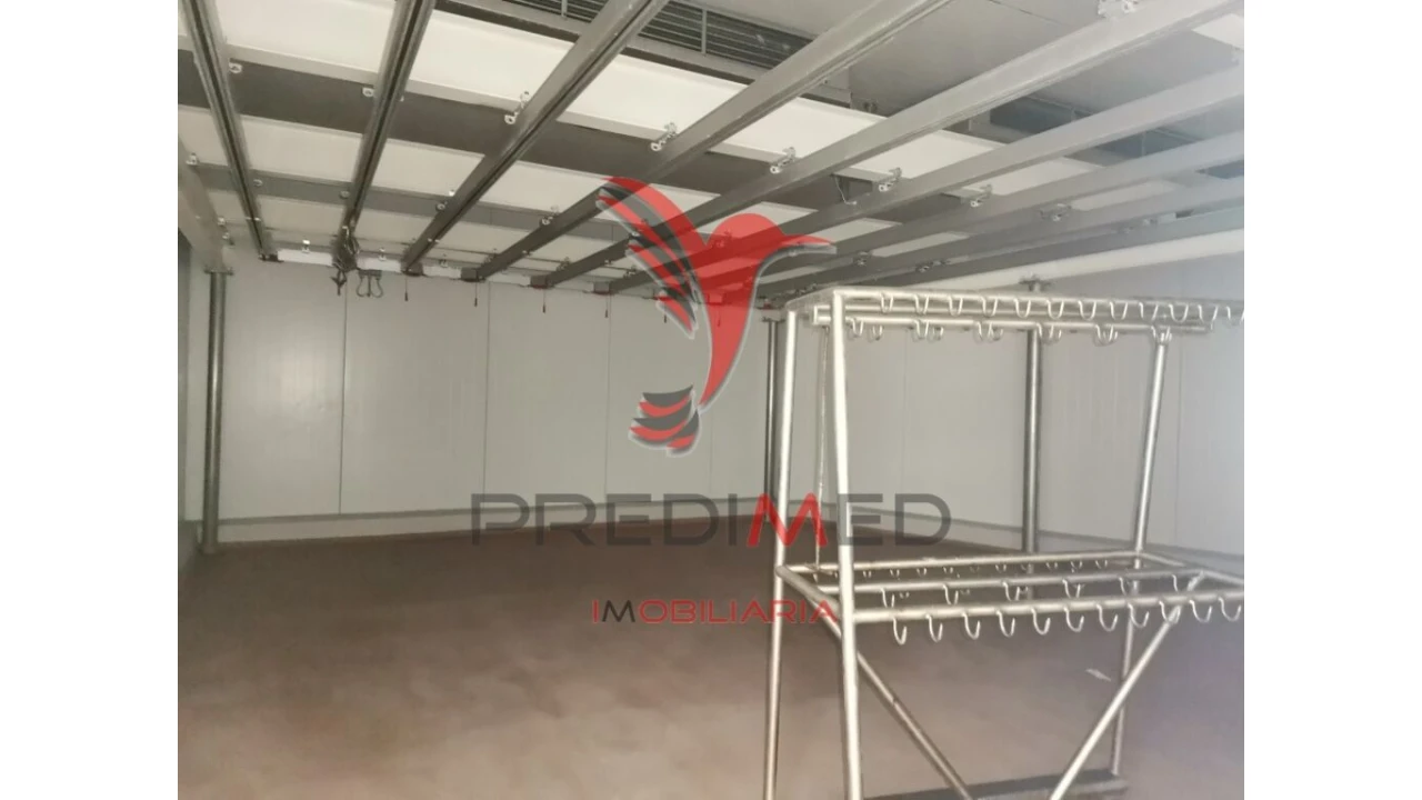 Armazém para Venda em Beja (Salvador e Santa Maria da Feira) Foto 8