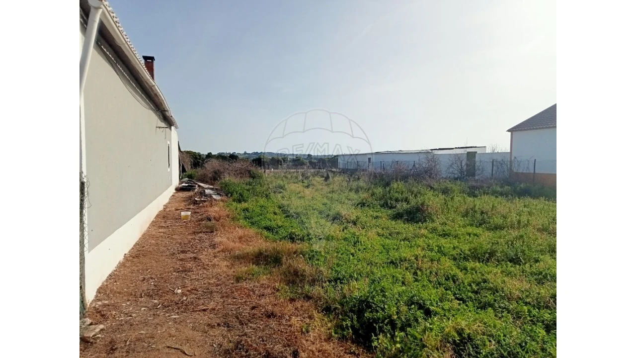 Terreno para Venda em Aveiras de Cima Foto 3