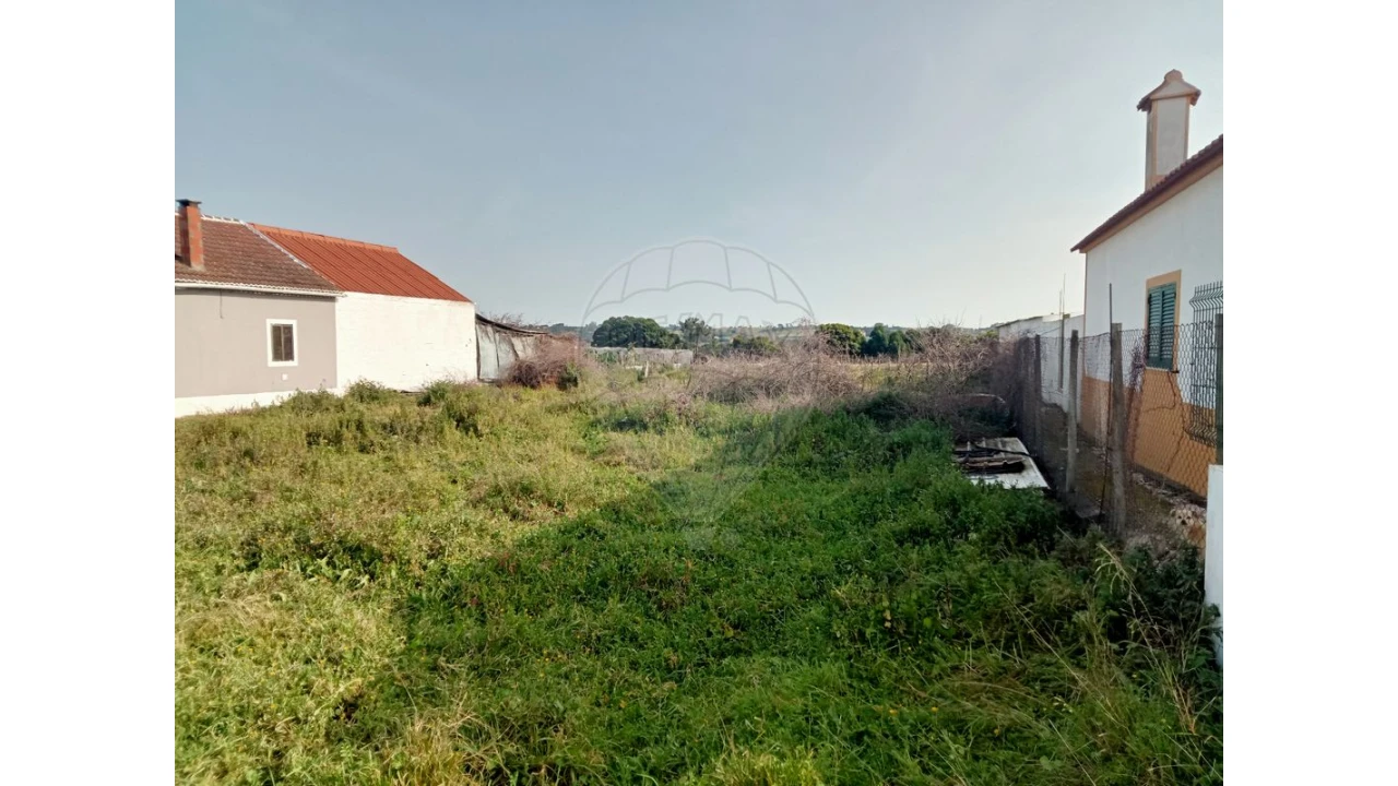 Terreno para Venda em Aveiras de Cima Foto 4
