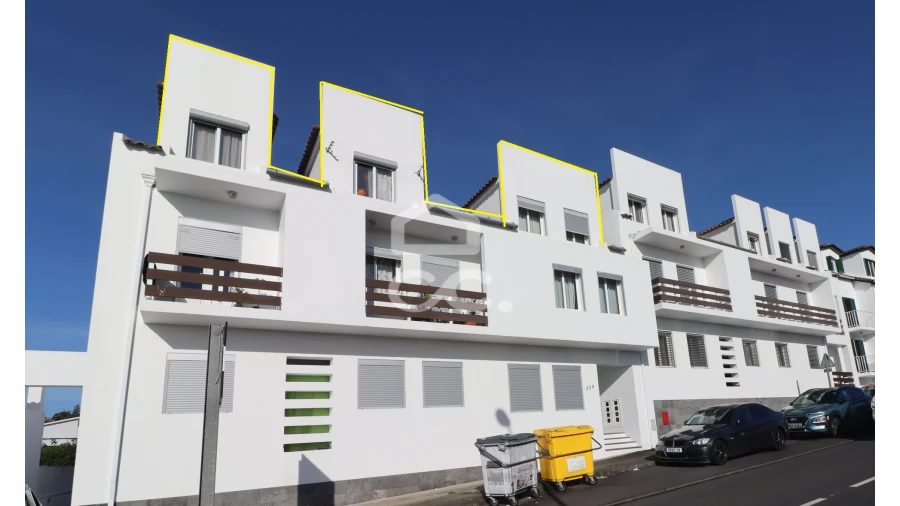 Apartamento T1 para Venda em Fajã de Cima Foto 4