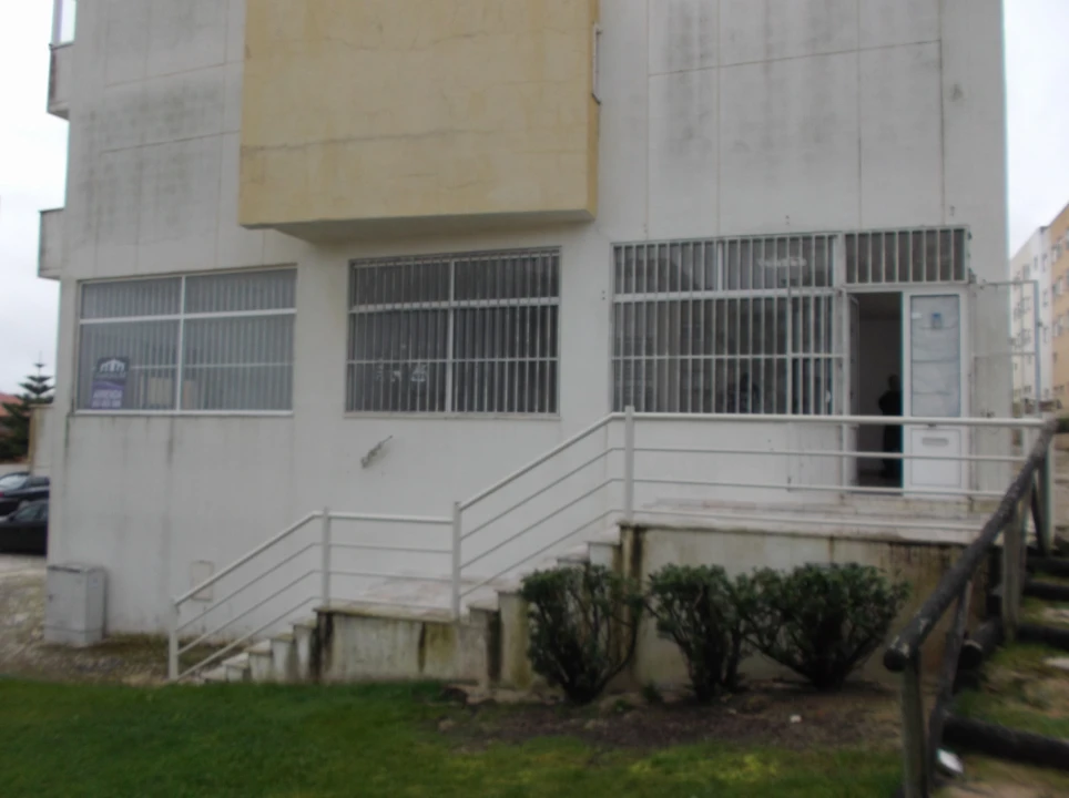 Loja para Venda em Carregado e Cadafais Foto 1