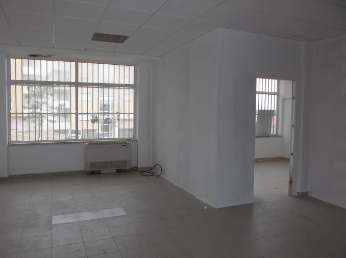 Loja para Venda em Carregado e Cadafais Foto 4