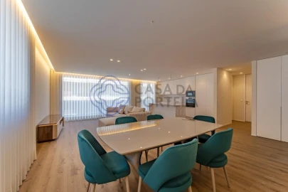 Apartamento T2 para Venda em Mafamude e Vilar do Paraíso