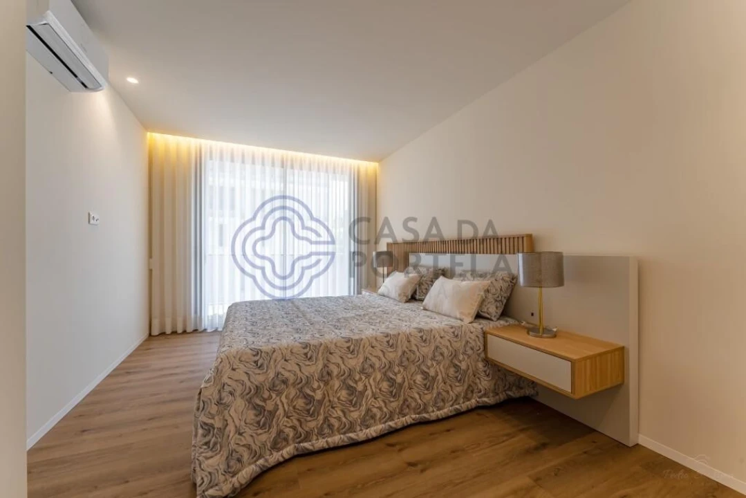 Apartamento T2 para Venda em Mafamude e Vilar do Paraíso Foto 1