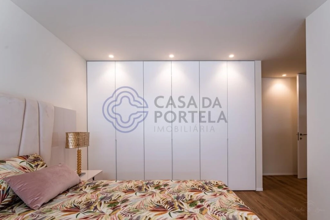 Apartamento T2 para Venda em Mafamude e Vilar do Paraíso Foto 4