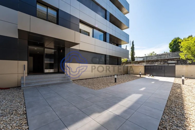 Apartamento T2 para Venda em Mafamude e Vilar do Paraíso Foto 19