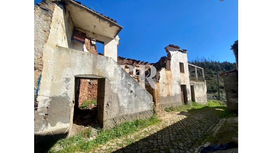 Moradia T3 para Venda em Arega Foto 1