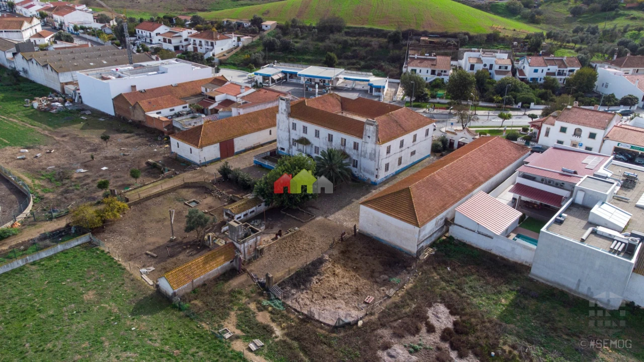 Terreno para Venda em Aljustrel e Rio de Moinhos Foto 1