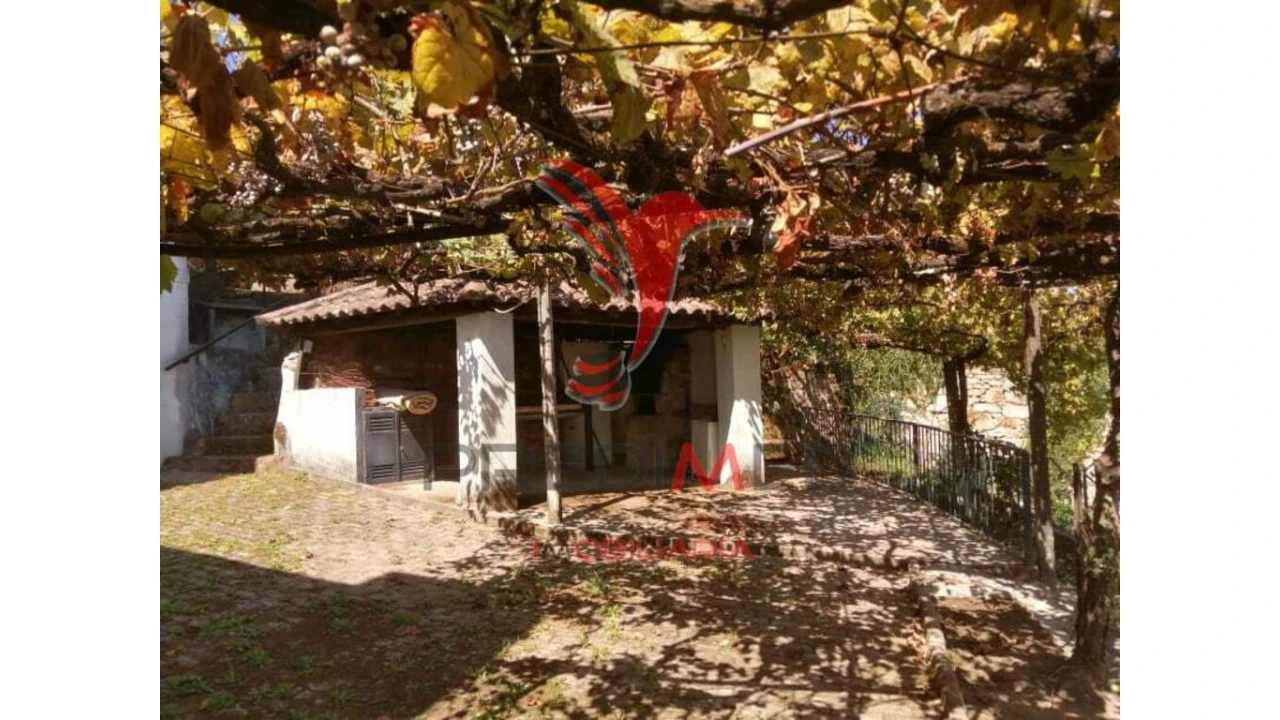 Quinta T3 para Venda em Roriz Foto 2