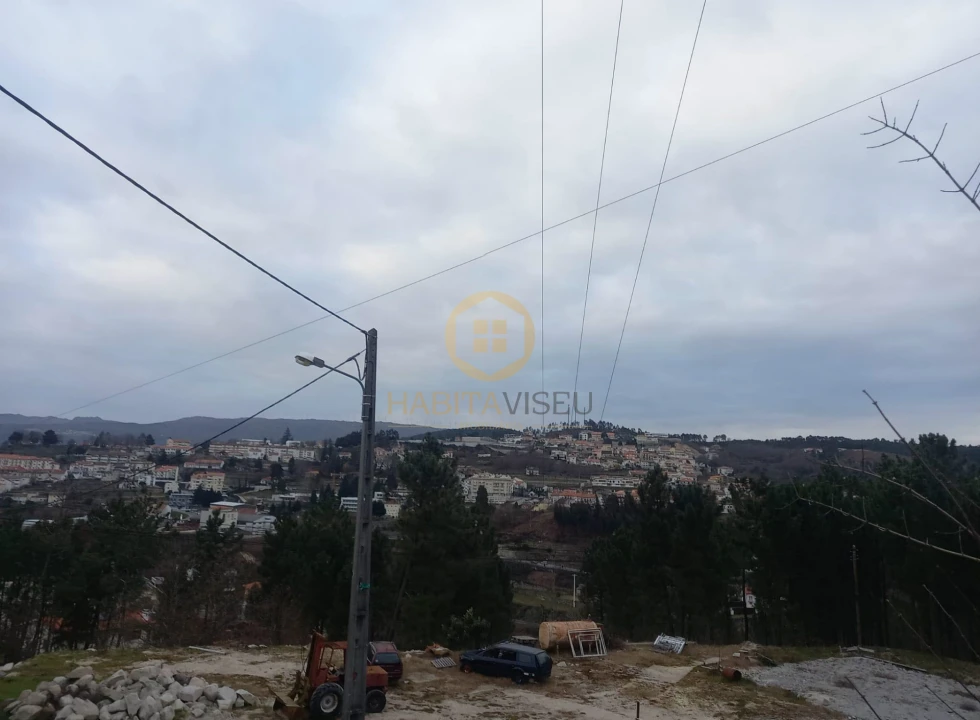 Terreno para Venda em Castro Daire Foto 8