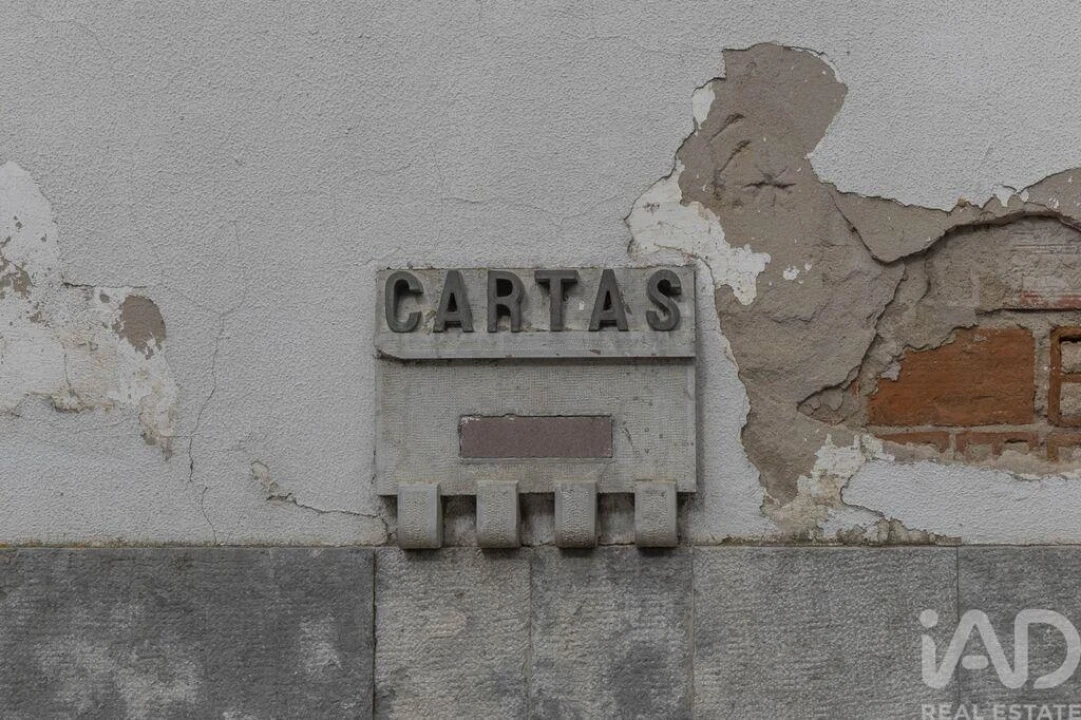 Prédio para Venda em Muge Foto 17