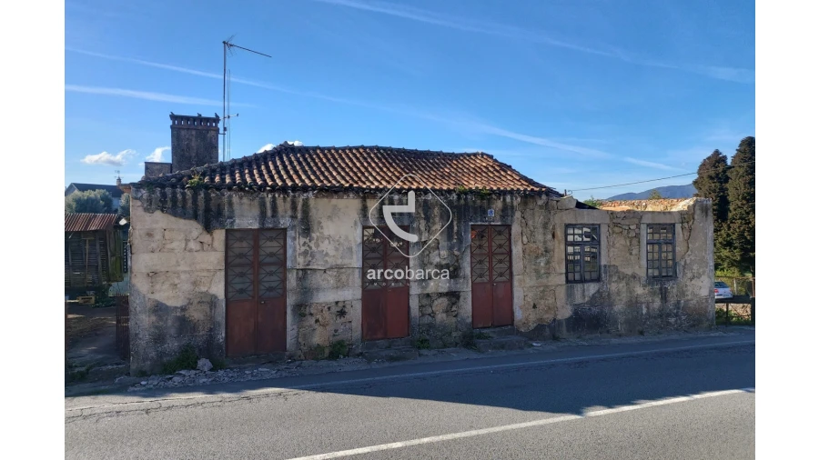 Moradia T3 para Venda em Correlhã Foto 16