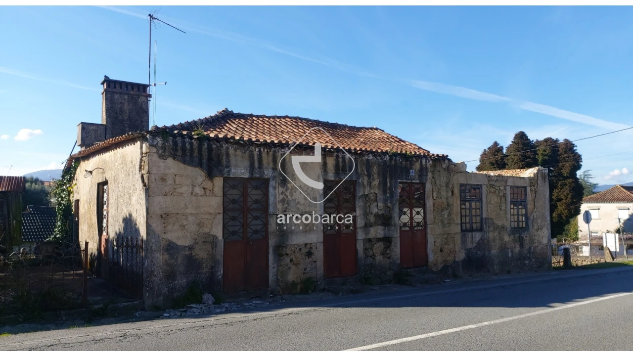 Moradia T3 para Venda em Correlhã Foto 12