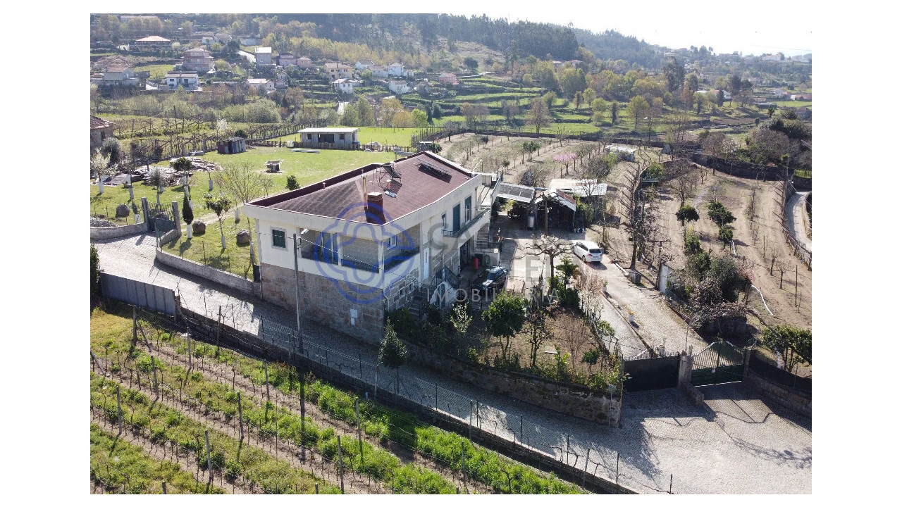 Quinta T3 para Venda em Lagares e Figueira Foto 1