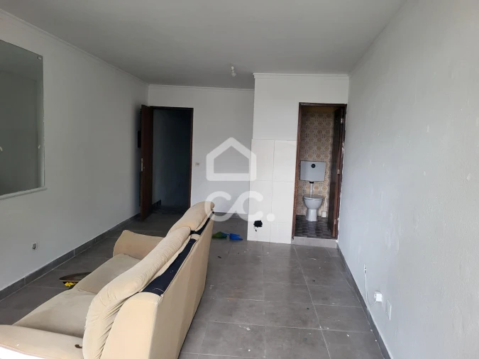 Escritório para Arrendamento em Oliveira, São Paio e São Sebastião