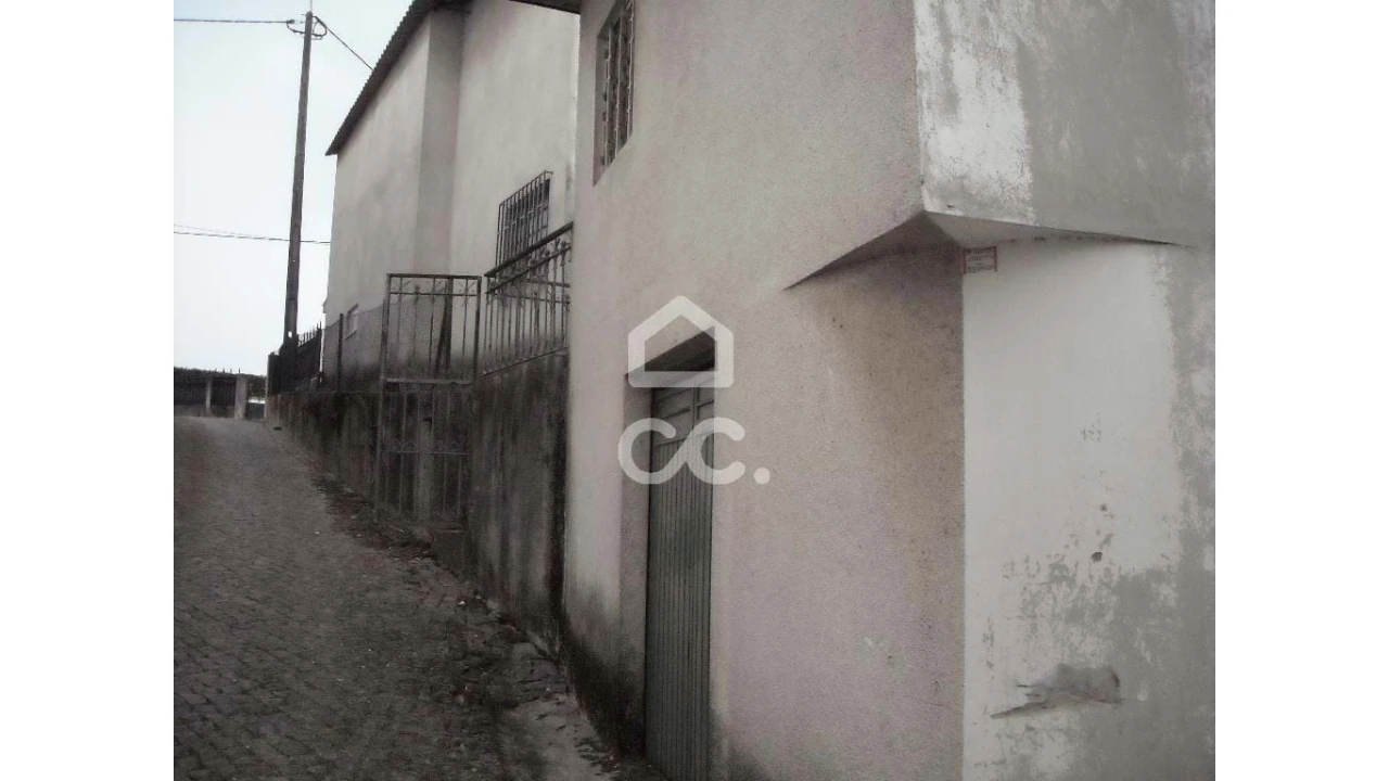 Terreno para Venda em Oliveira, São Paio e São Sebastião Foto 10