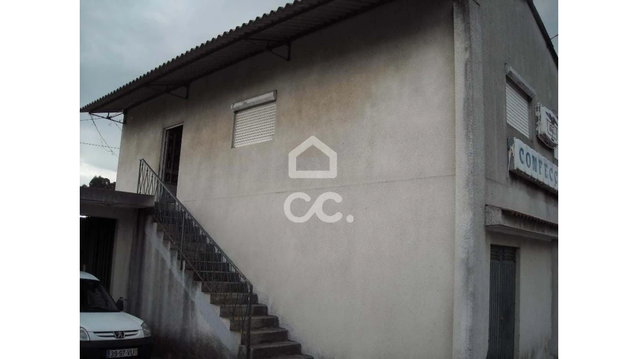 Terreno para Venda em Oliveira, São Paio e São Sebastião Foto 3