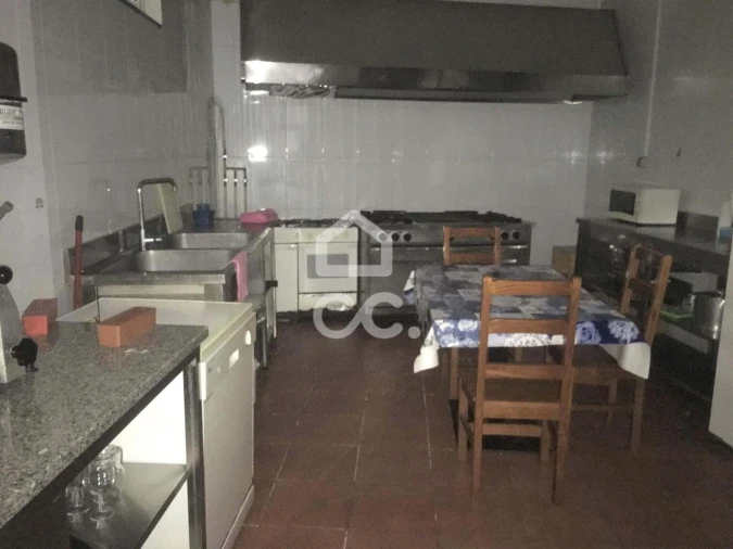 Negócio para Arrendamento em Oliveira, São Paio e São Sebastião Foto 4